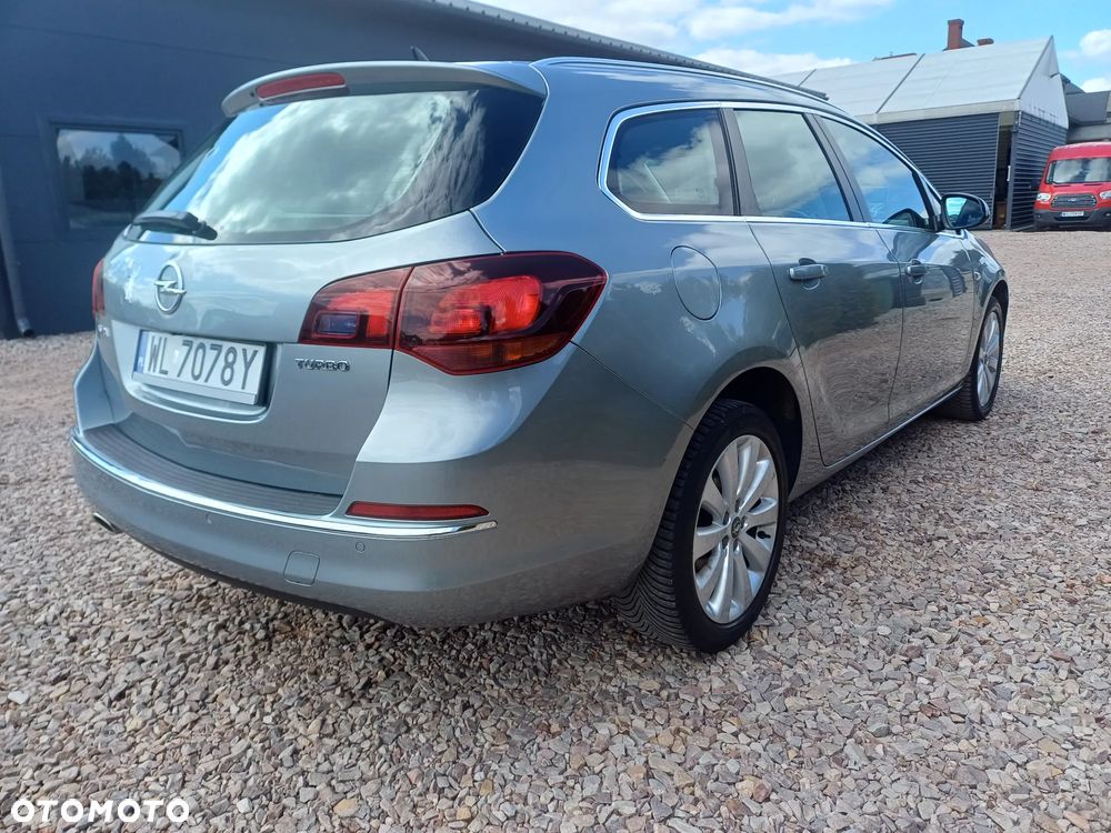 Opel Astra 1.4 Turbo Cosmo - 6