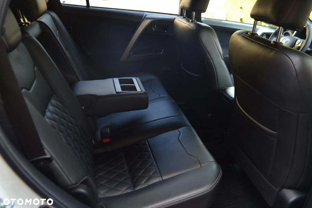 Toyota RAV4 Hybrid Prestige 4x4 - 25