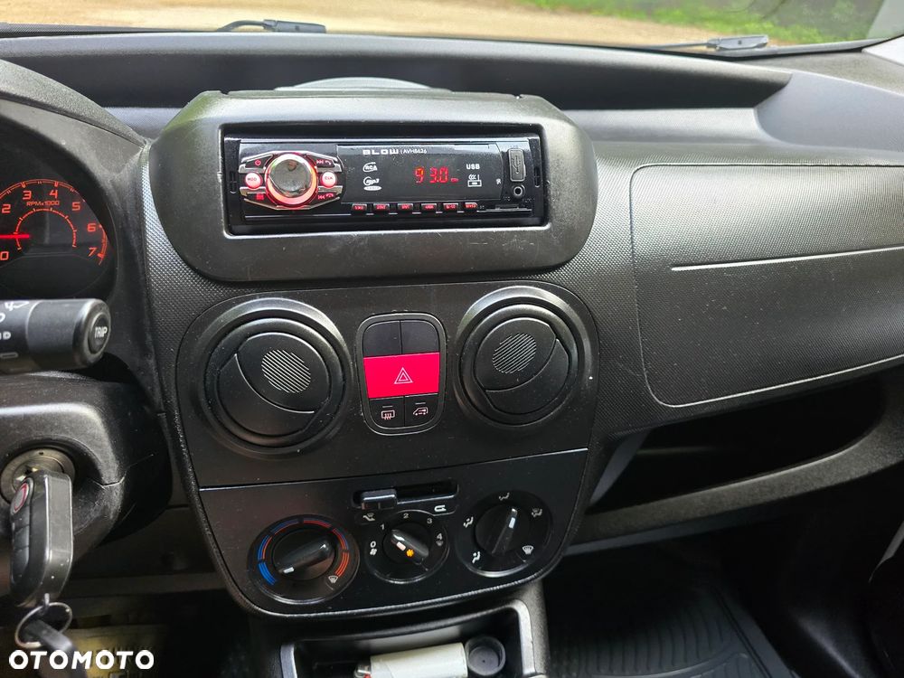 Fiat Fiorino Kombi 1.4 8V Base - 25