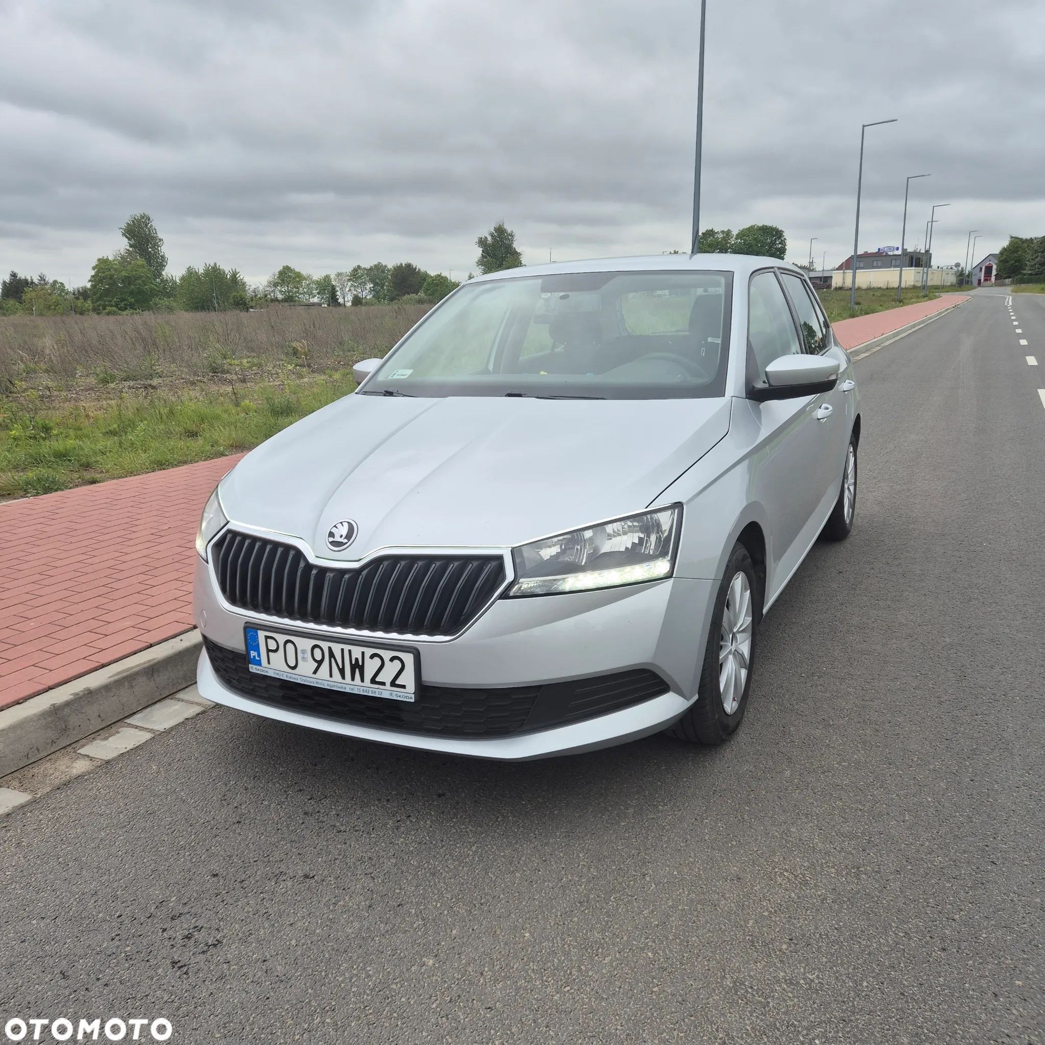 Skoda Fabia 1.0 TSI Active - 1