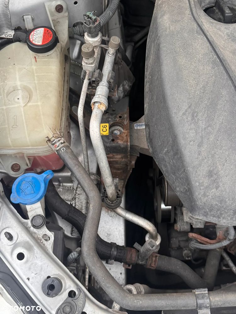 Toyota Auris 1.4 D-4D Active - 16
