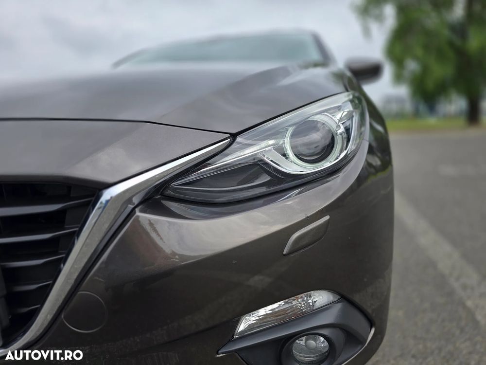 Mazda 3 G100 Attraction - 15
