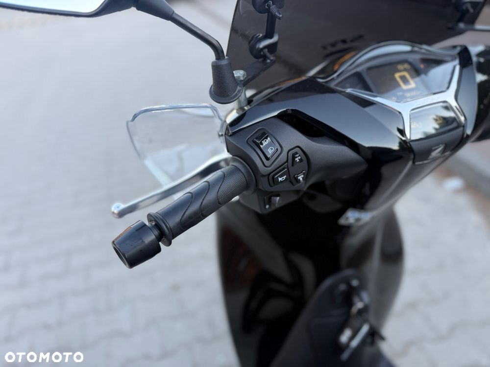 Honda SH - 21
