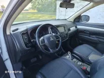 Mitsubishi Outlander - 7