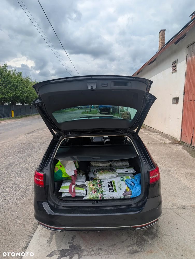 Volkswagen Passat - 8