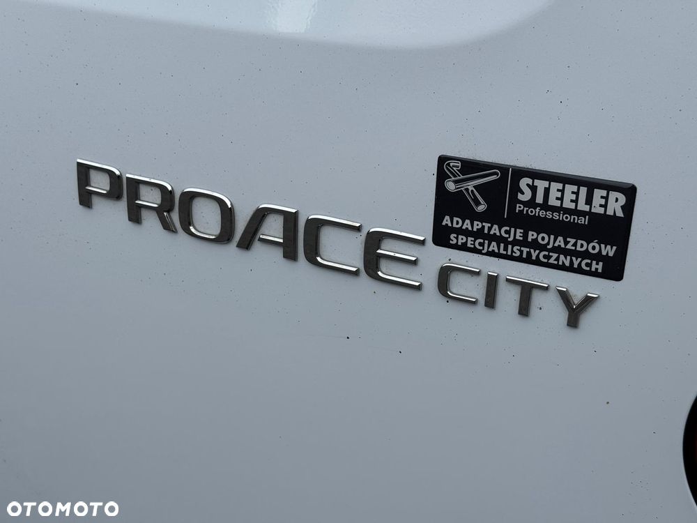 Toyota Proace City - 23