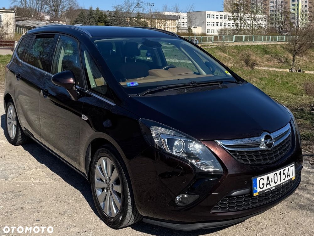 Opel Zafira Tourer 1.6 SIDI Turbo Edition - 1