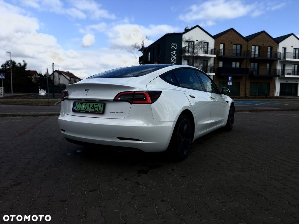 Tesla Model 3 ver-premium-langstreckenbatterie-awd-dual-motor - 4