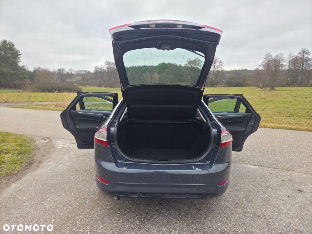 Ford Mondeo 1.6 T Ambiente - 20