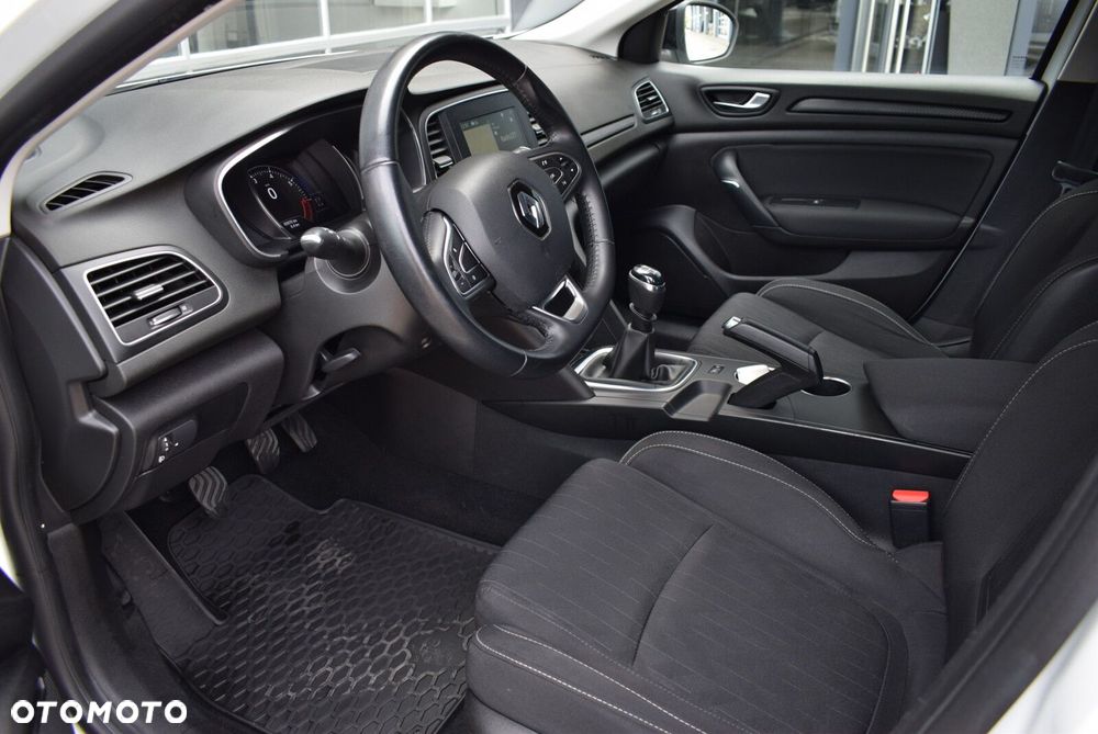 Renault Megane 1.3 TCe FAP Limited - 11