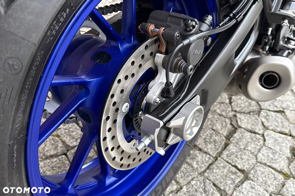 Yamaha MT - 16