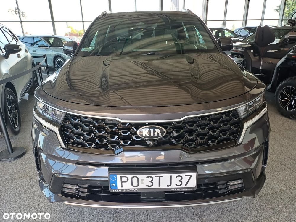 Kia Sorento - 12