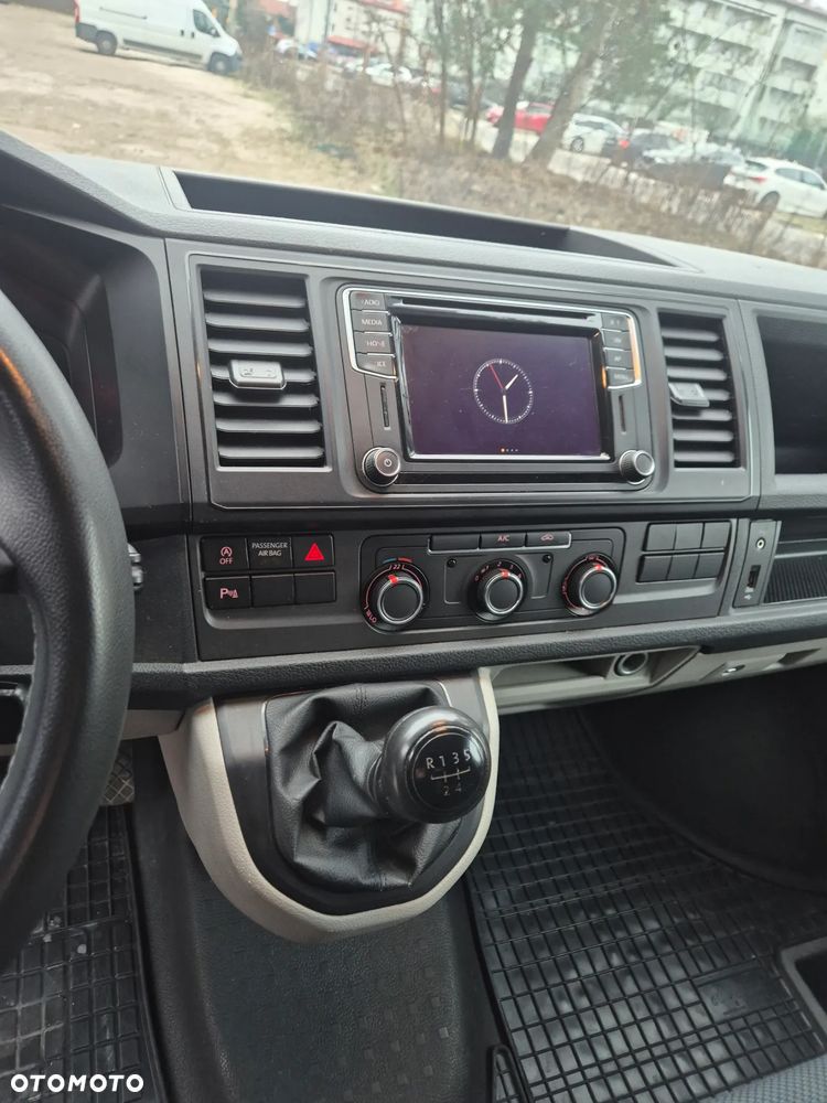 Volkswagen Transporter T6 - 13