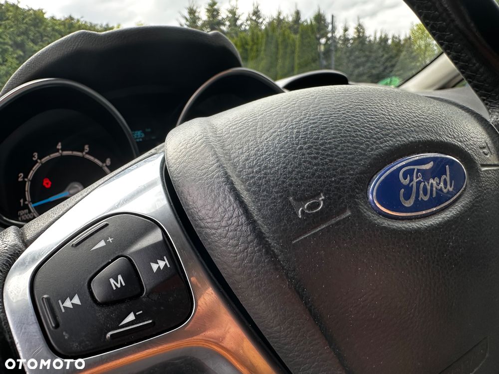 Ford Fiesta 1.25 Platinium X - 21