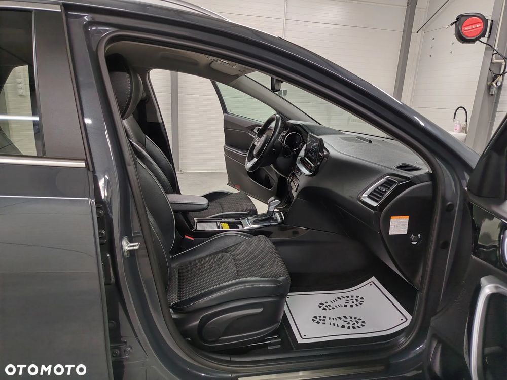 Kia XCeed 1.6 GDI PHEV Business Line DCT - 28
