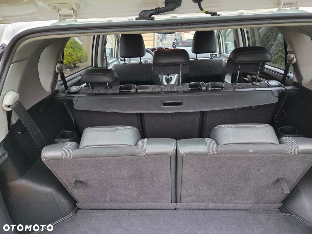 Toyota Verso 1.6 D-4D Prestige 7os - 8
