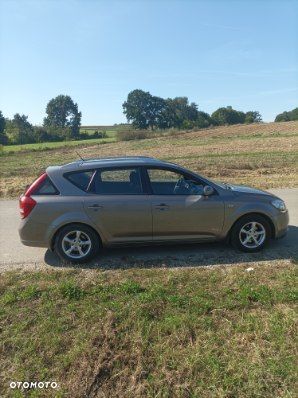 Kia Ceed - 5