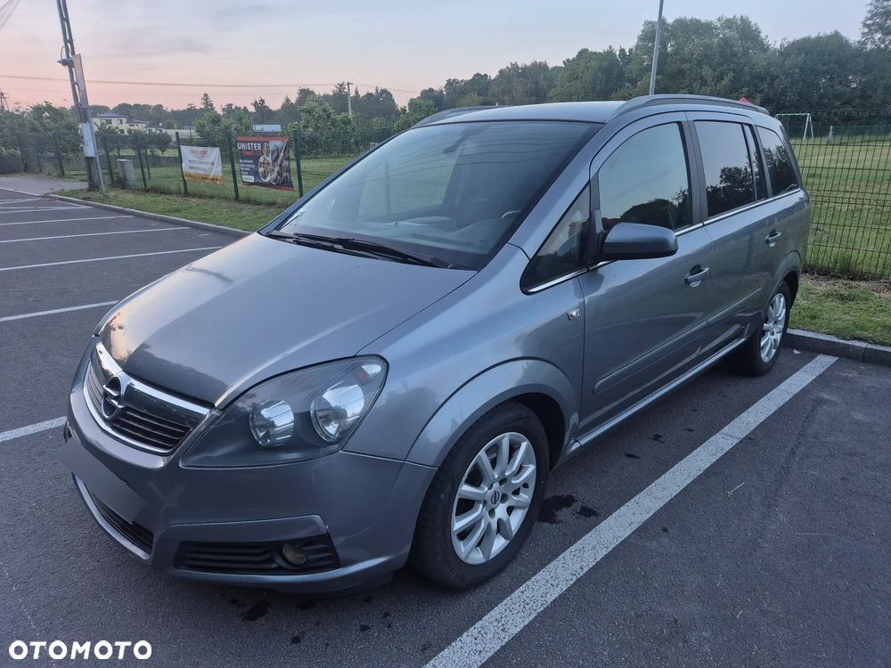 Opel Zafira 1.9 CDTI Elegance - 1