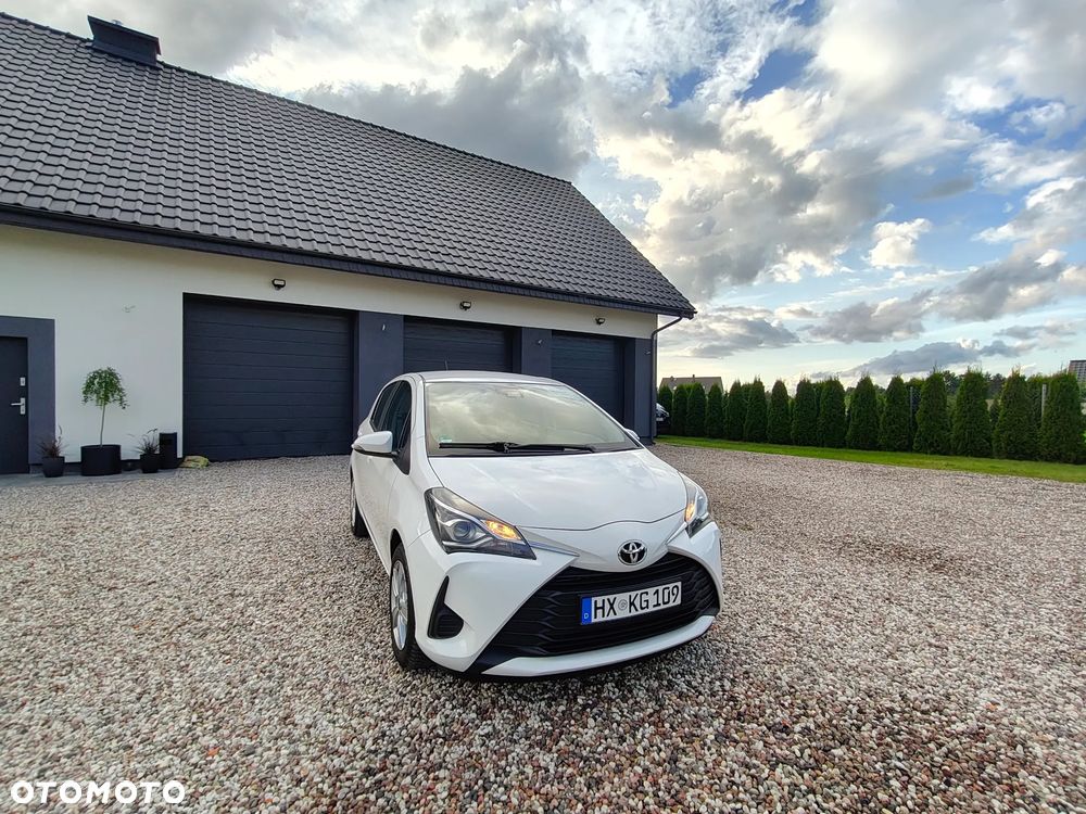 Toyota Yaris - 20