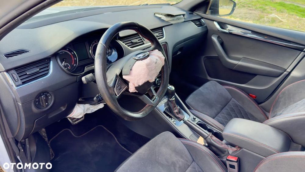 Skoda Octavia 2.0 TSI RS 245 DSG - 14