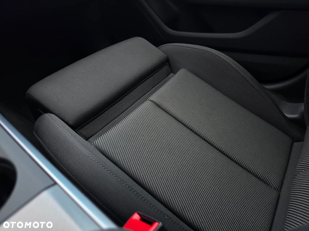 Audi A6 Avant 40 TDI quattro S tronic - 26