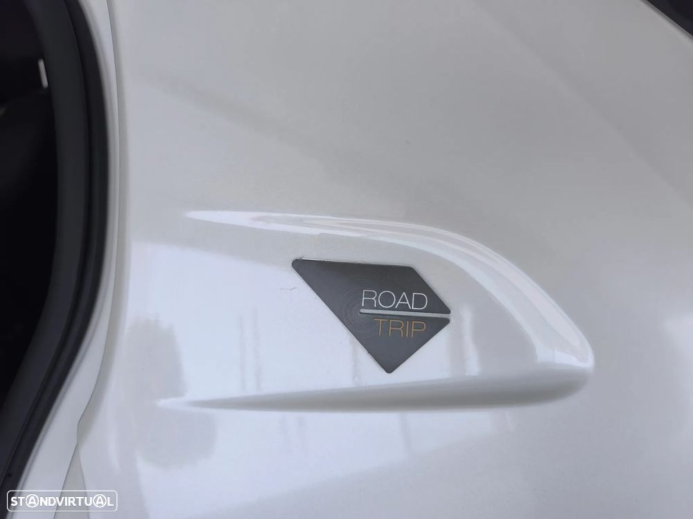 Peugeot e-208 Allure+ - 13