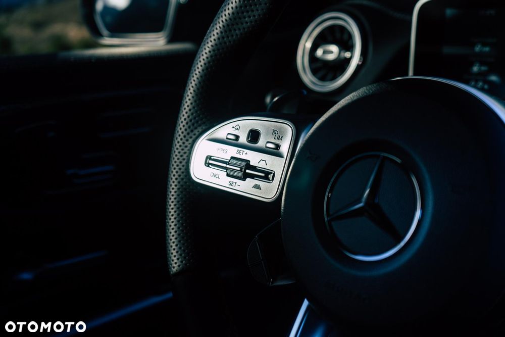 Mercedes-Benz GLB 250 4Matic 8G-DCT Progressive - 28