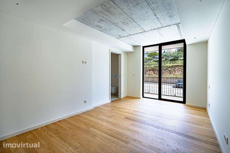 T2 Novo a Estrear com Amplas Varandas | Santa Clara | Coimbra - Grande imagem: 5/12
