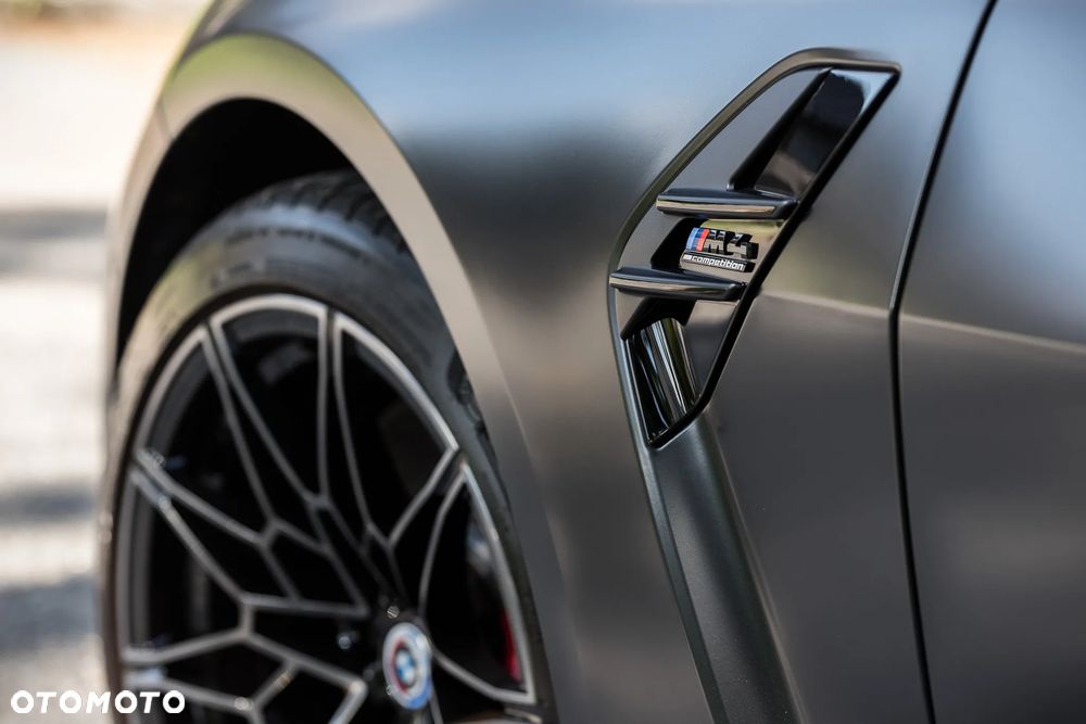 BMW M4 Competition M xDrive sport - 8