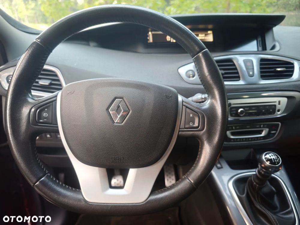 Renault Scenic Energy TCe 130 S&S Xmod Bose Edition - 17