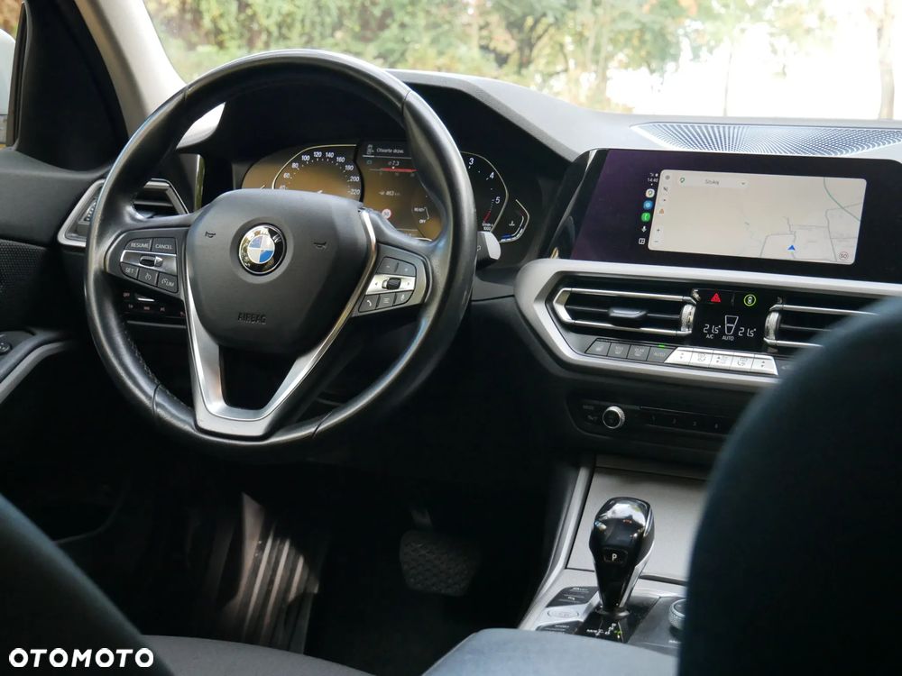 BMW Seria 3 - 35