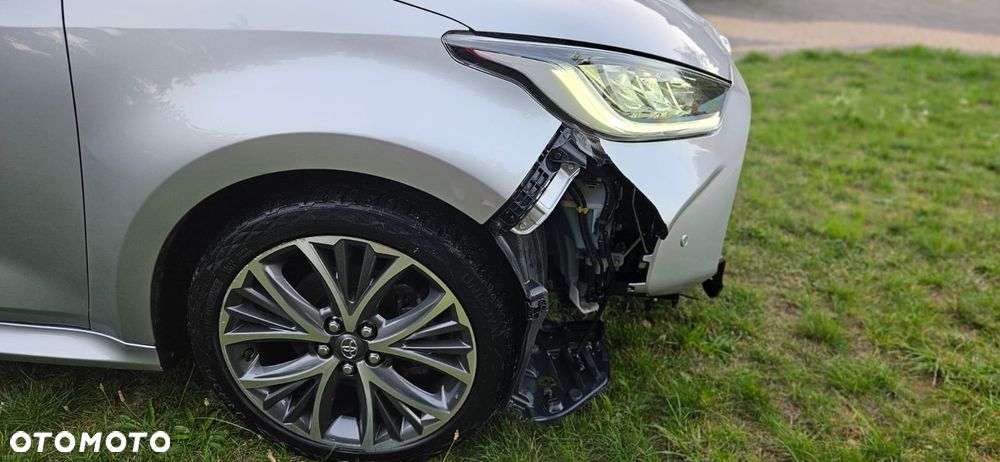 Toyota Yaris Hybrid 1.5 Executive - 8