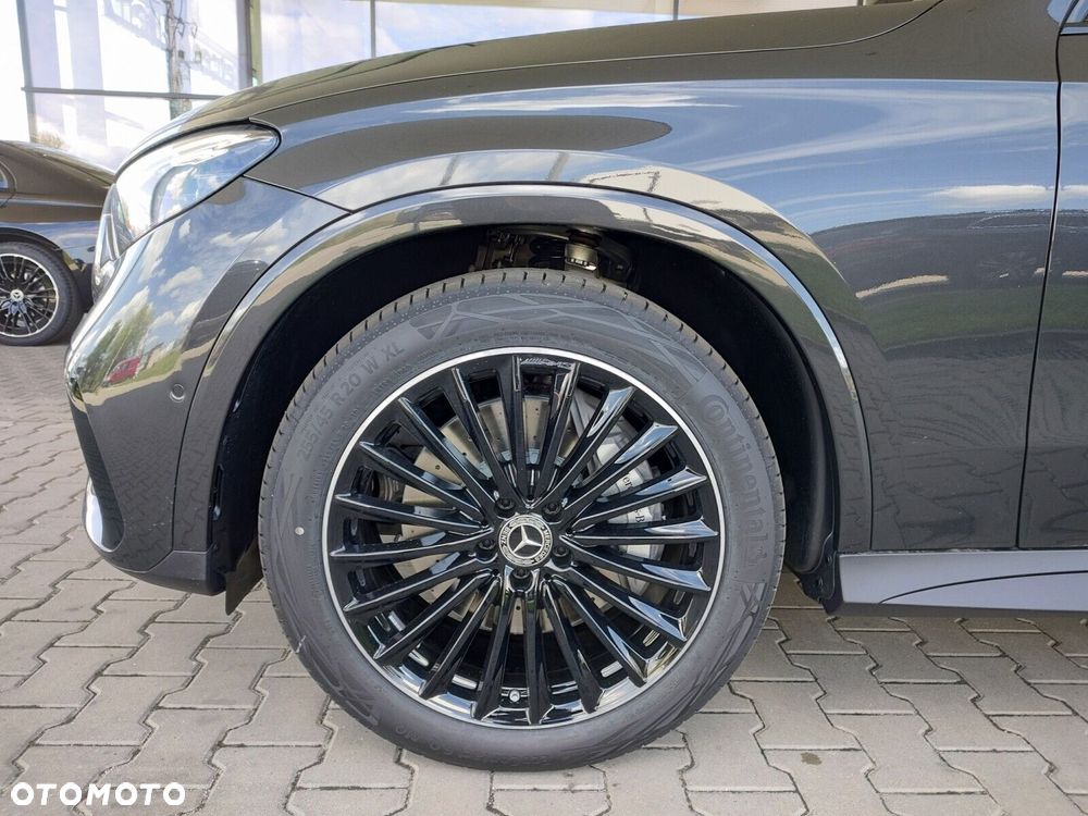 Mercedes-Benz GLC - 21