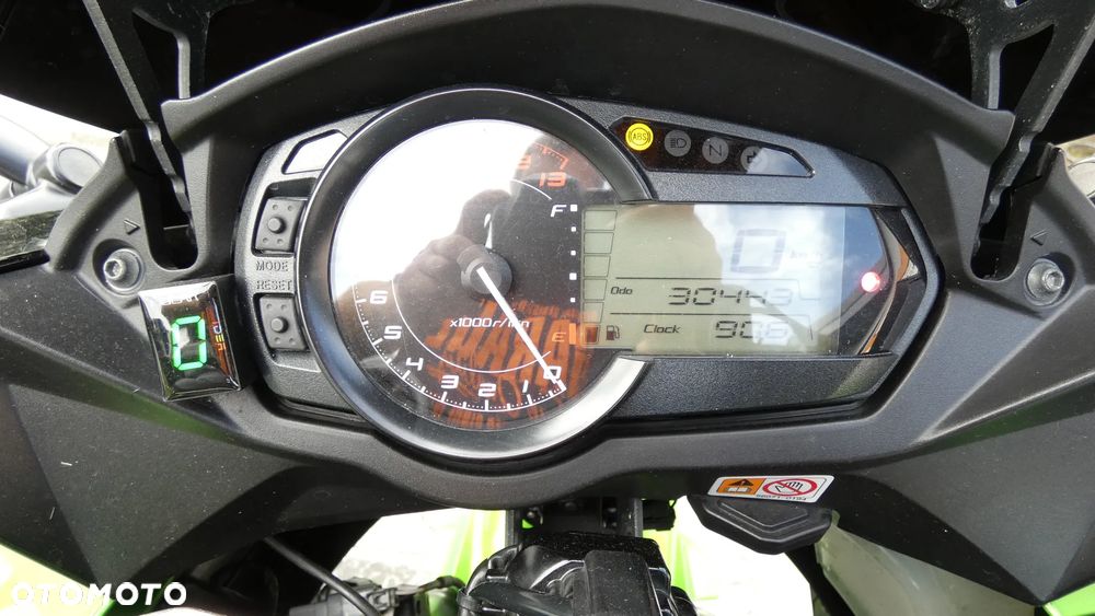Kawasaki Ninja 1000 SX - 12