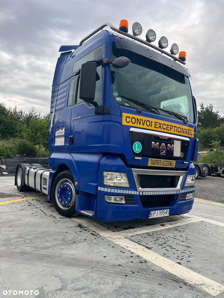 MAN TGX low deck