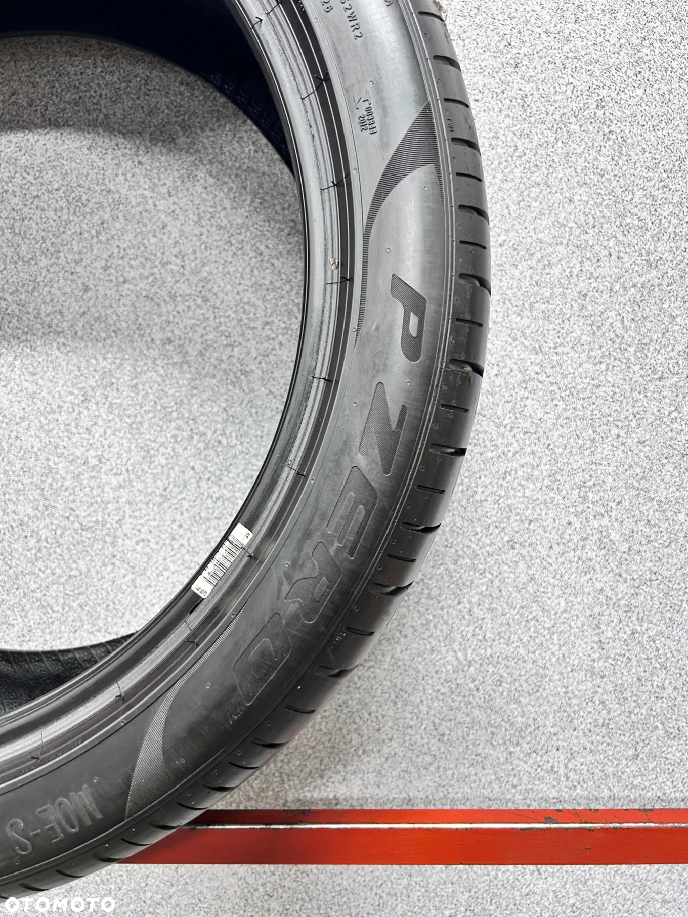 1 OPONA LETNIA PIRELLI 255/40/20 101Y  P ZERO RSC,XL,MOE-S - 10