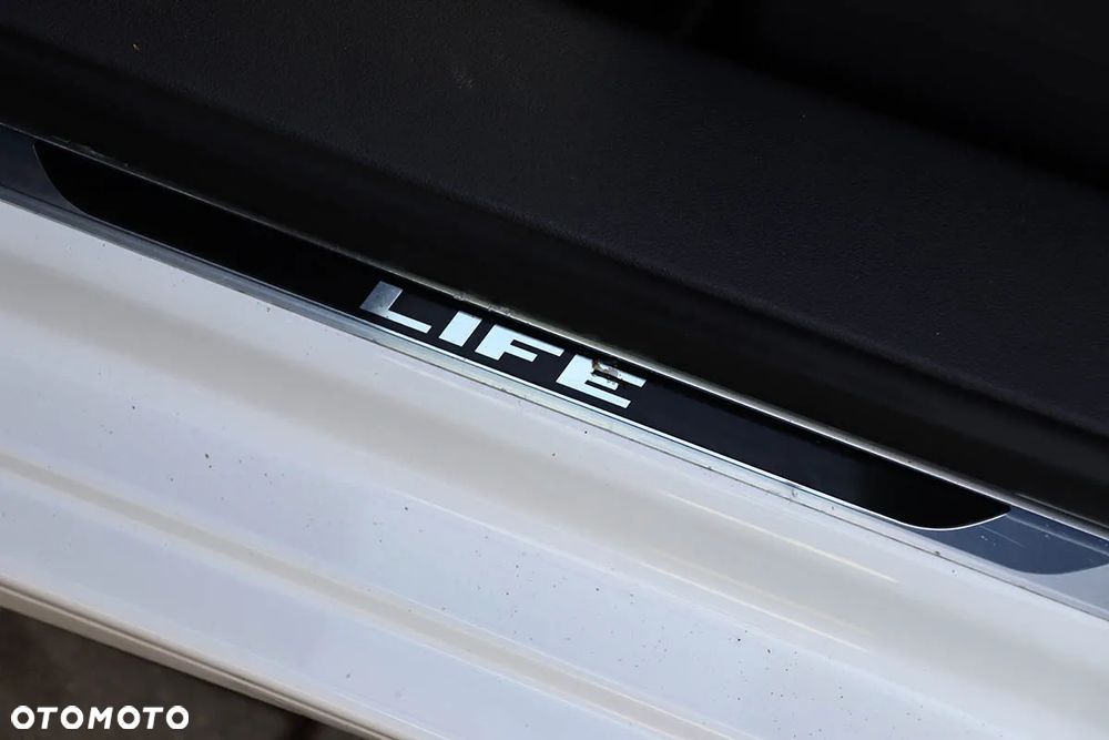 Volkswagen Touran 2.0 TDI DPF Life - 35