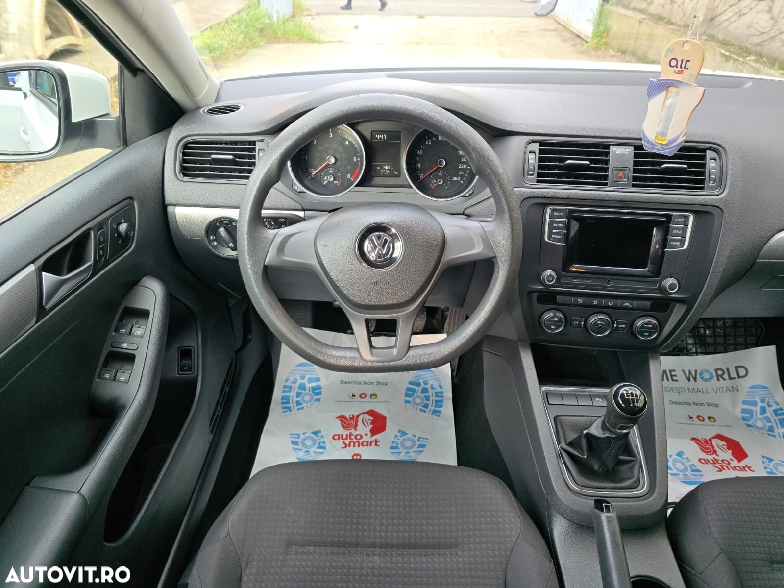 Volkswagen Jetta 2.0 TDI Comfortline - 6