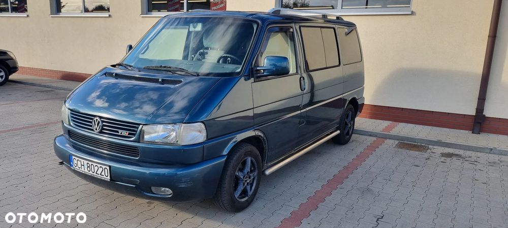 Volkswagen Multivan - 1