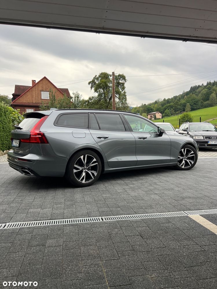Volvo V60 2021 photo 4
