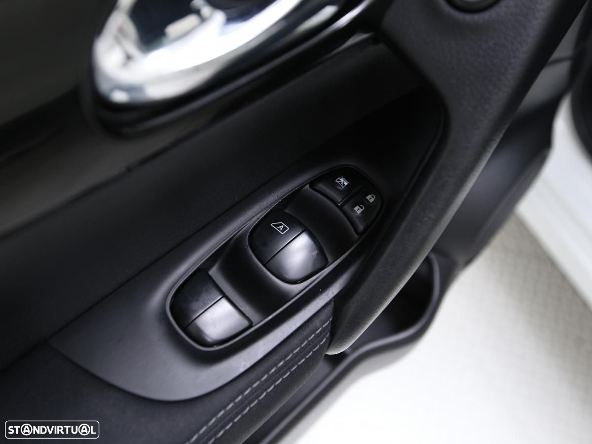 Nissan Qashqai - 21