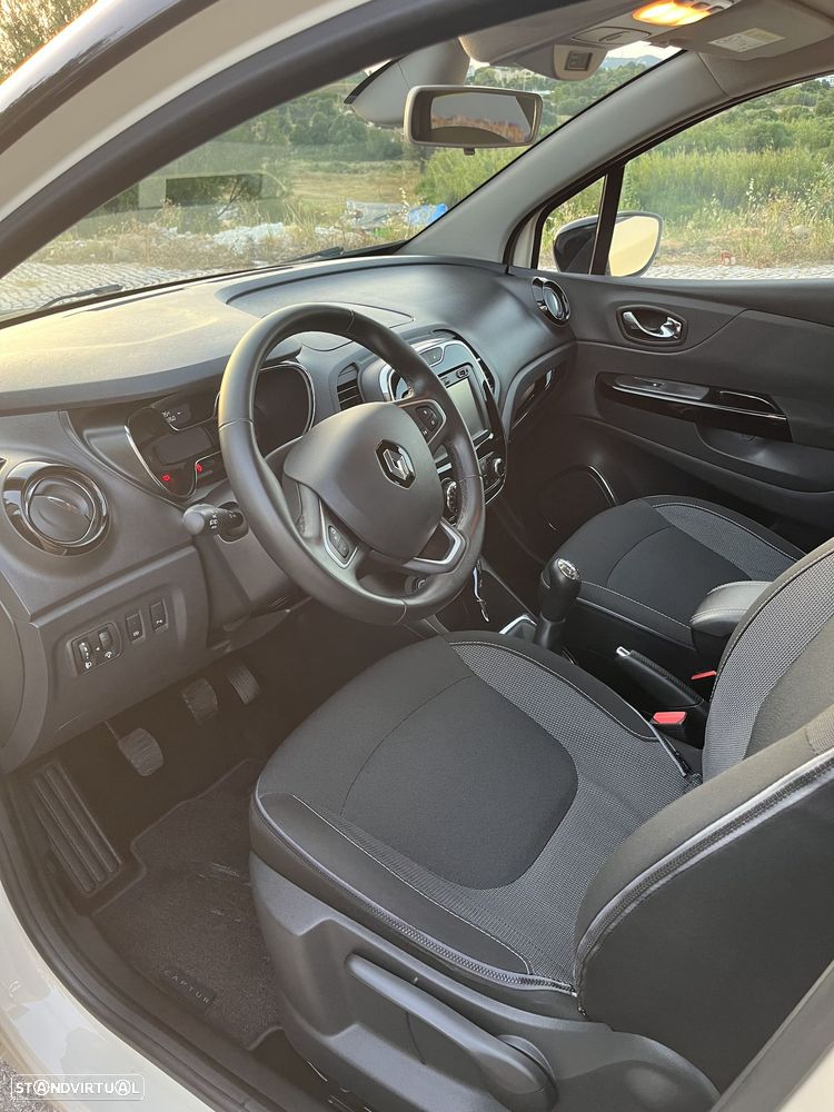 Renault Captur 0.9 TCE Exclusive - 13