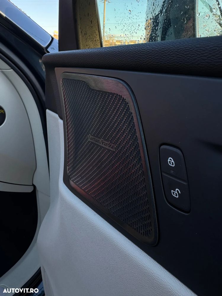 Volvo XC 60 Recharge T6 Twin Engine eAWD Inscription Expression - 29