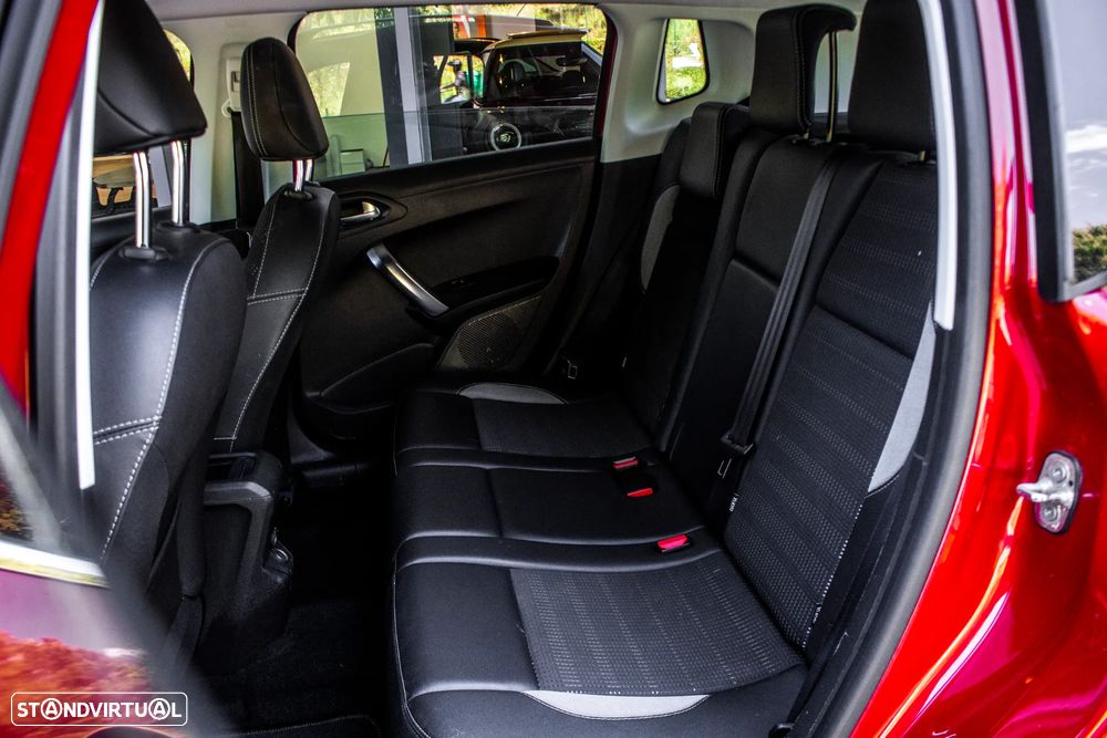 Peugeot 2008 PureTech 110 Stop&Start Allure - 26