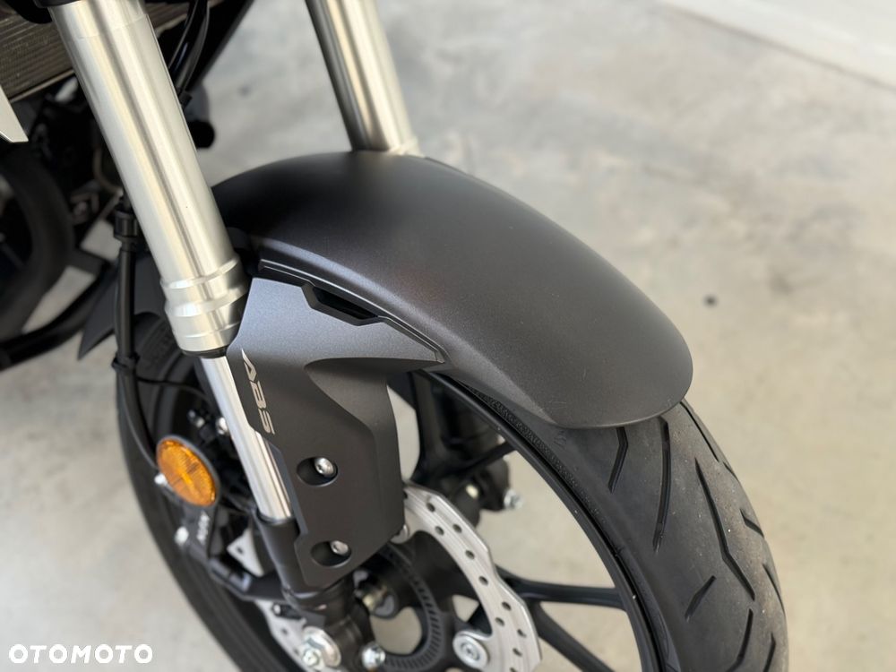 Honda CB - 9