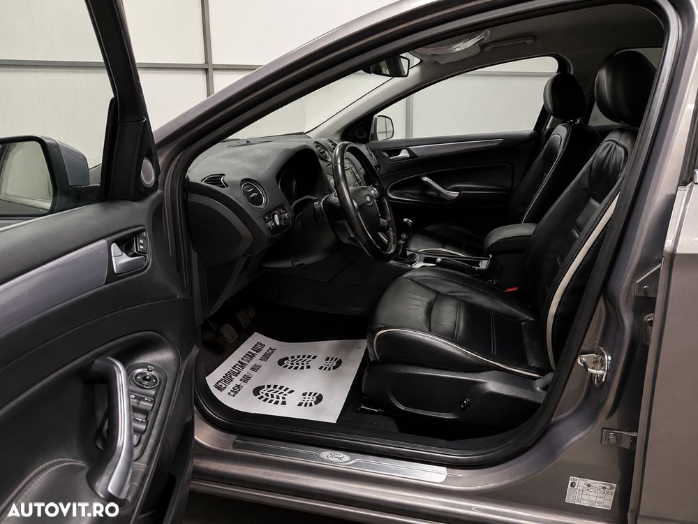 Ford Mondeo - 8