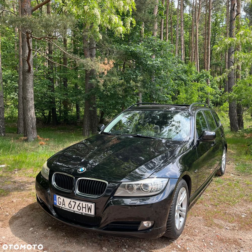 BMW Seria 3 320i - 14