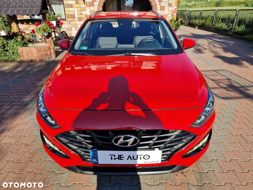 Hyundai i30 1.5 DPI Classic + - 26