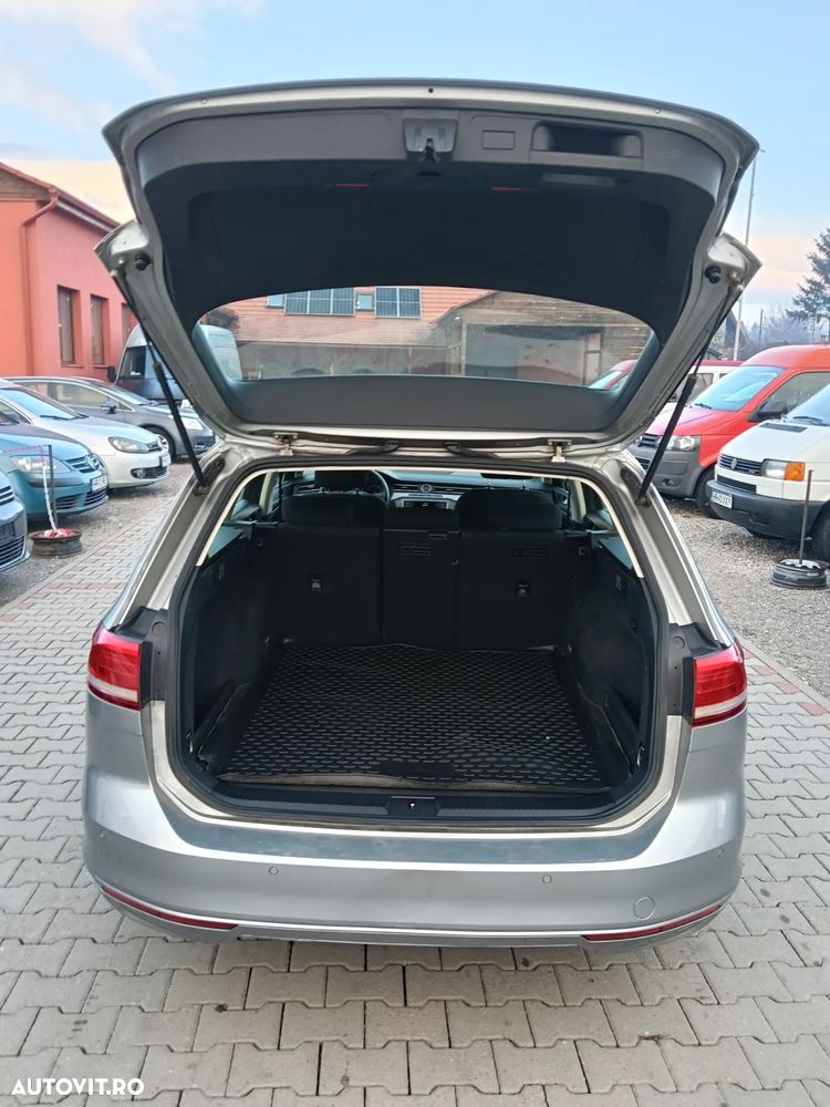 Volkswagen Passat - 5