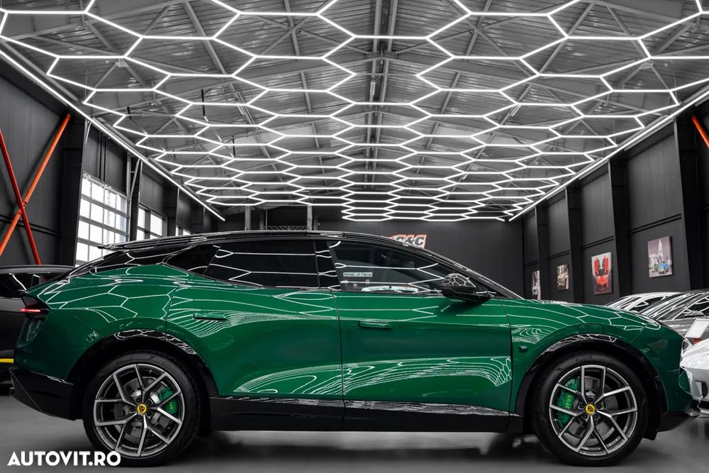 Lotus Eletre 900 Sport Carbon - 30